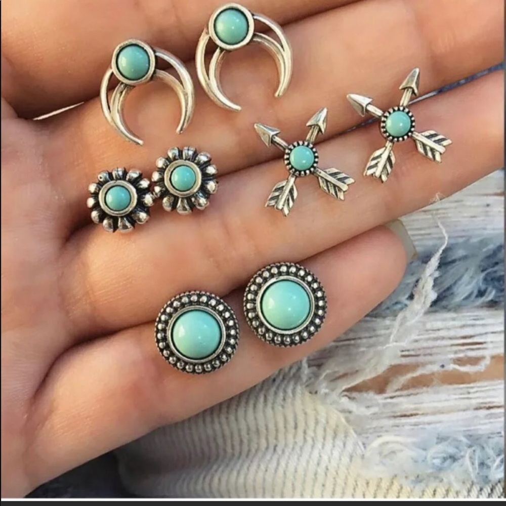 BOJO EARING STUNNING BOJO ARROW EARING SETS